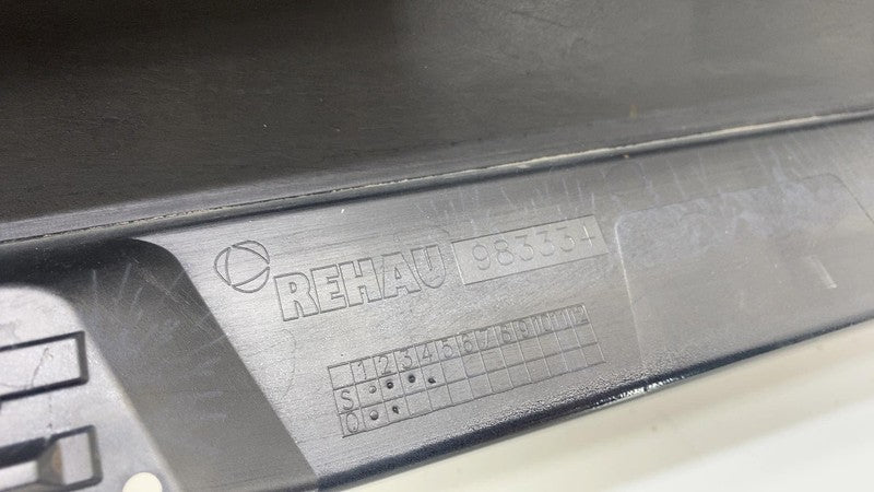 ⭕ 2020 Mercedes-Benz Passenger Right Side Skirt Rocker Molding Panel A