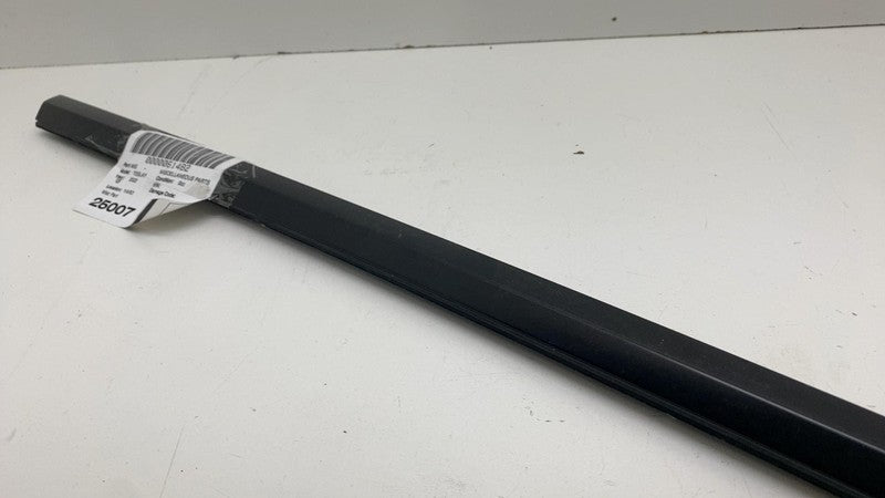 ⭕ 2020-2024 Tesla Model Y Rear Right Door Window Outer Belt Assy 14957