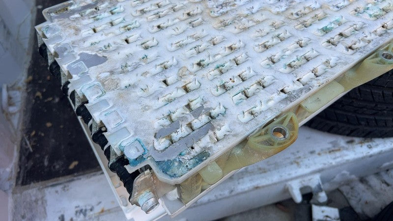 ⭕ 2020-2024 Tesla Model Y Long Range Battery Module Assembly 1609295-0