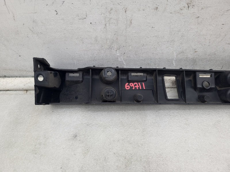 104669000B ⭕ 2016-2023 Tesla Model X Rocker Carrier Panel Trim Bracket Left LH 1046690-00-B