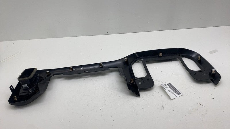 ⭕ 2025 Chevrolet Silverado 1500 Dash Center Right Side Bezel w/ Vent R