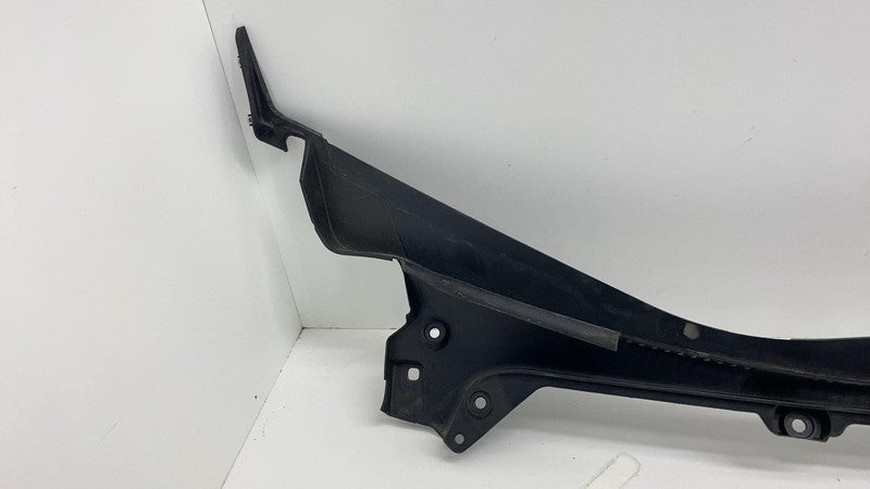 171249301E 2024 2025 Tesla Model 3 Front Windshield Wiper Cowl Screen Underhood Trim Panel