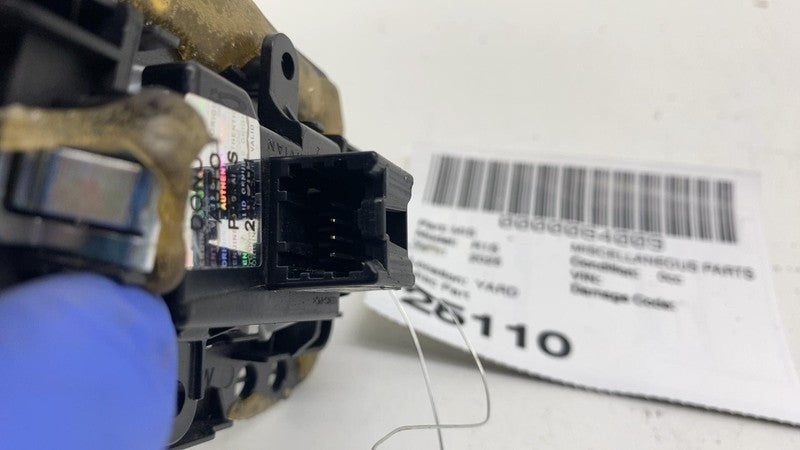 C100740253 C ⭕ 2025 Rivian R1S Rear Right 3rd Row Overhead Roof Dome Lamp Courtesy Light