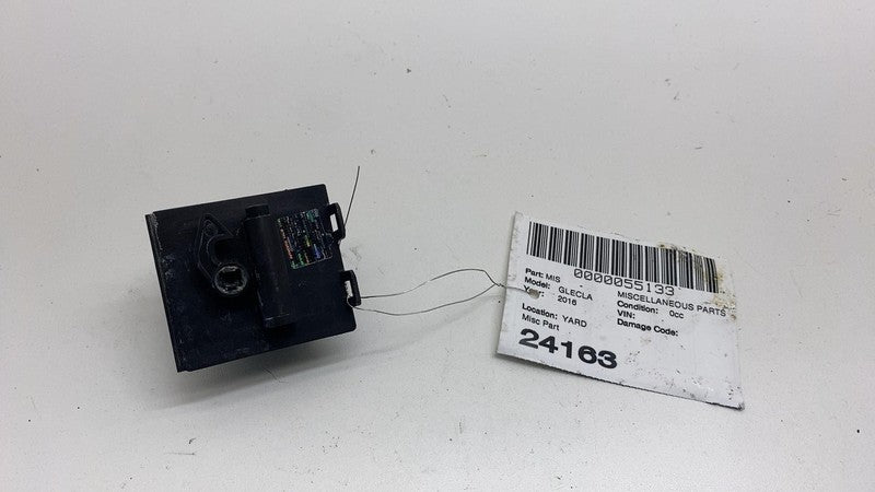 A0008202303 2016-2019 Mercedes-Benz GLE350 Fuel Tank Door Latch Lock Actuator A0008202303