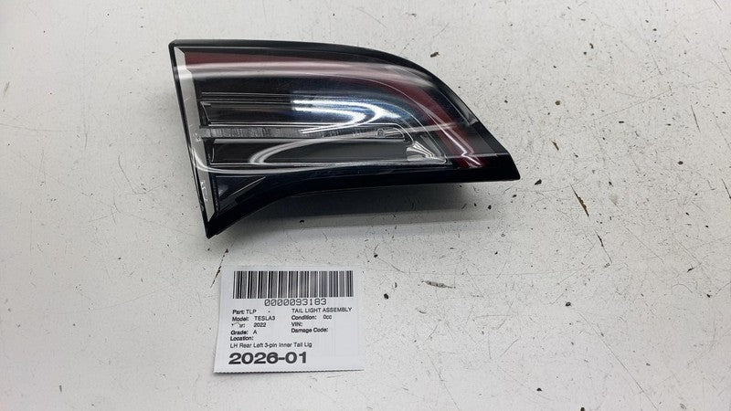 ⭕ 17-23 Model 3 Rear Left Inner Taillight LED Tail Lamp (3-Pin) LH 107