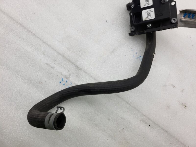 600737000E 2016-2020 Tesla Model S Coolant Pump Cooling Valve Actuator 4-Way w/ Hose (BATT)