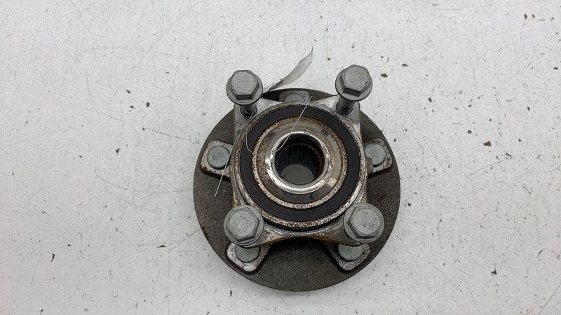 PT00031233D ⭕ 22-24 Rivian R1T R1S Rivian Front Left or Right Wheel Hub Bearing PT00031233-D