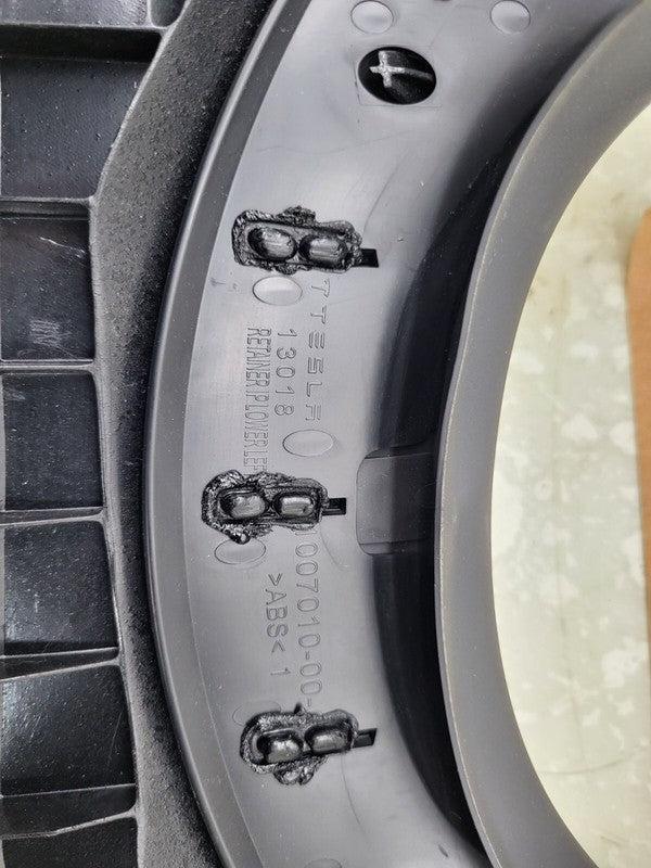 1002405-22-H ⭕ 2016-2020 Tesla Model S X Left Dashboard Lower Dash Trim Retainer 1002405-22-H