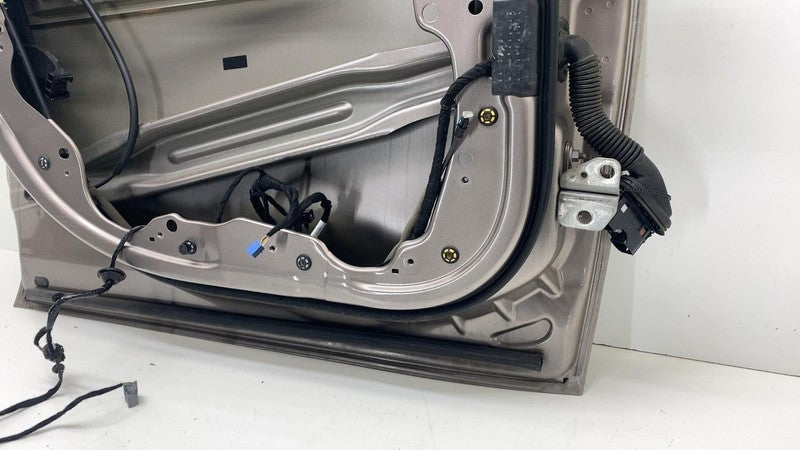 ⭕ 2017-2024 Chrysler Pacifica Front Driver Side Door Shell Panel Left 