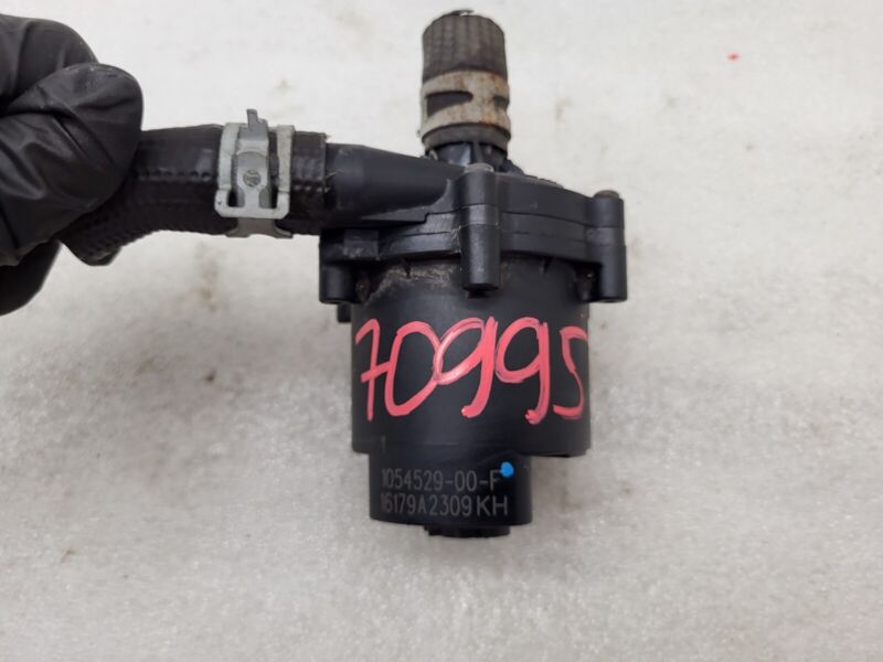 105452900F 2016-2020 Tesla Model X MX Auxiliary Coolant Water Cooling Pump FWD Assembly OEM