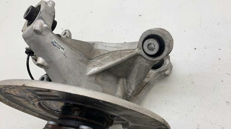 ⭕ 20-24 Tesla Model Y Rear Right Spindle Knuckle Hub & Dust Shield 118