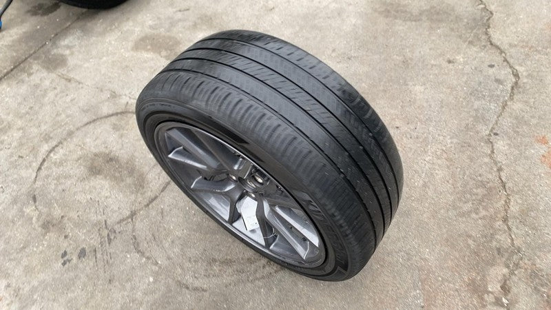 ⭕ 21-23 Model 3 Wheel Rim 18" inch 18x8.5J+40MM w/ Tire 235/45R18 1044