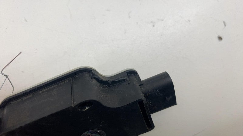 ⭕2021 2022 2023 Polestar 2 Front Bumper Grille Vent Shutter Motor Actuator OEM