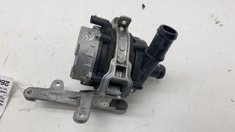 32135207 ⭕ 21-23 Polestar 2 Drive Motor Inverter Cooler Auxiliary Water Pump OEM 32135207