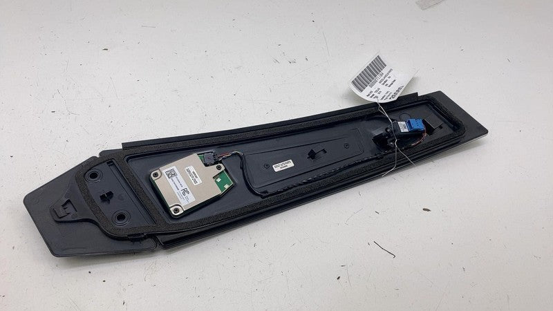 110044100B ⭕17-23 Model 3 Right B-Pillar Applique Glass Trim Molding w/ Camera 1100441-00-B