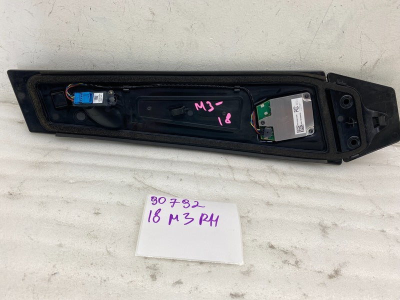 110044100B ⭕17-23 Model 3 Right B-Pillar Applique Glass Trim Molding w/ Camera 1100441-00-B