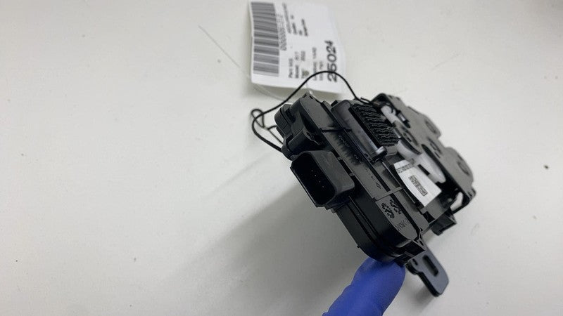 C100016268E 22-24 Rivian R1T Rear Left/Right Gear Tunnel Door Lock Latch Actuator C100016268