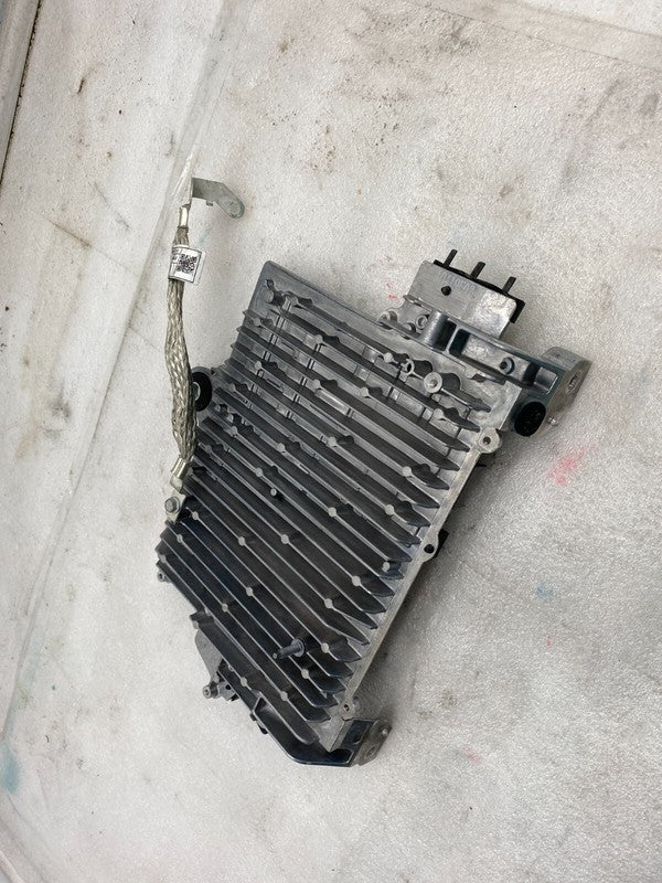 111818204H ⭕2017-2020 Tesla Model 3 Front Suspension Electrical Control Module 1118182-04-H