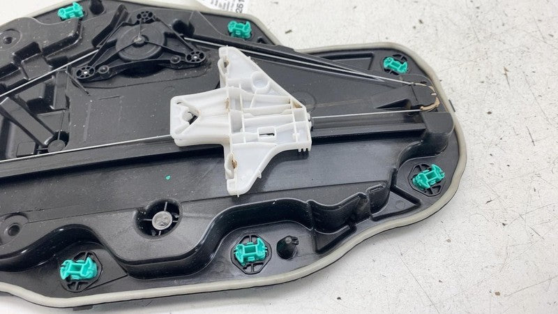 Side/rear/cargo Regulator VOLKSWAGEN ID4 Left 25