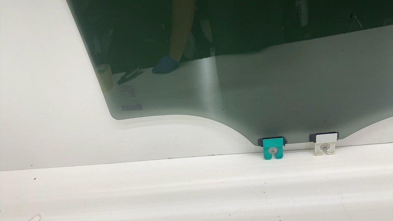 E4 43R-000184 ⭕ 2017-2024 Chrysler Pacifica Rear Driver Side Door Window Glass Left Assembly