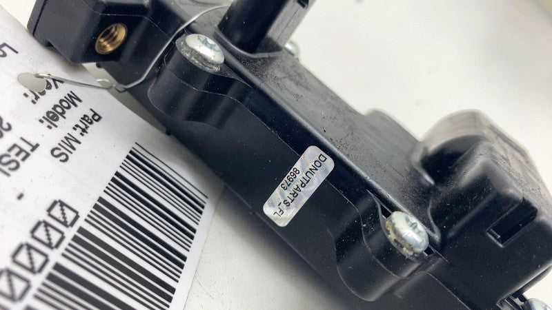 2016-2024 Tesla Model X MX Front Left Door Pop Actuator Control Unit M