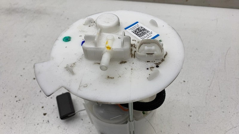 2013 2014 2015 2016 2027 2018 Ford C-Max Electrical Gas Fuel Pump Asse