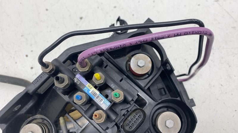 ⭕16-20 Model X Air Suspension Compressor Pipe Line Intake Valve Block 