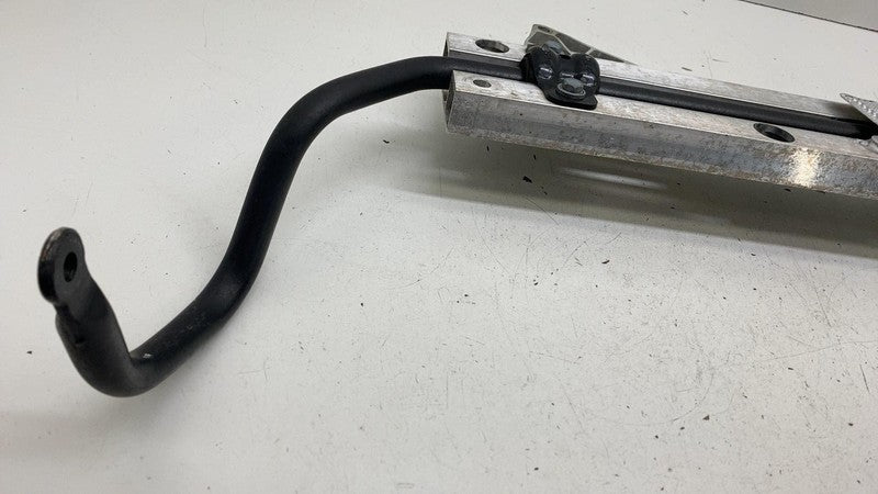 68223606AC ⭕ 17-25 Chrysler Pacifica Front Subframe Bracket with Stabilizer Bar 68223606AC