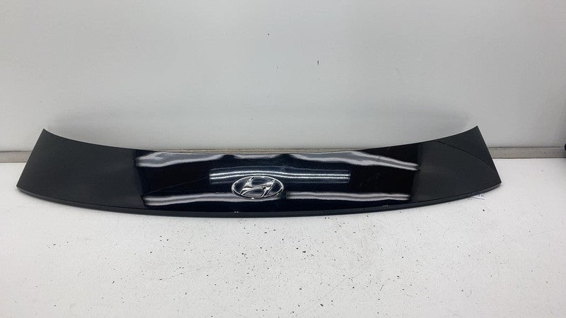 87310GI000MZH 2022 2023 Hyundai Ioniq 5 Rear Liftgate Tailgate Back Panel Molding Garnish Assy
