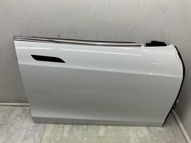 2012-2015 Tesla Model S MS Front Door Shell Panel Right RH Assy OEM White PBCW