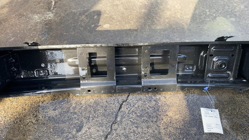 ⭕ 2022 Rivian EDV-700 Bumper Reinforcement Beam Bar Impact Rebar OEM P