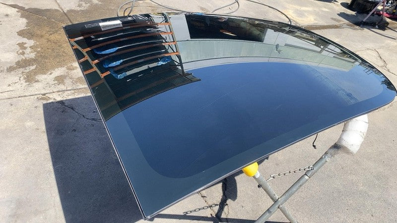 ⭕ 17-20 Model 3 M3 Rear Trunk Panoramic Backlite Glass Back Section 14