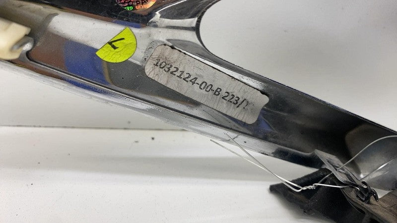 1032124-00-B ⭕ 2016-2018 Tesla Model X Door Chrome Upper Molding Bright Right RH 1032124-00-B