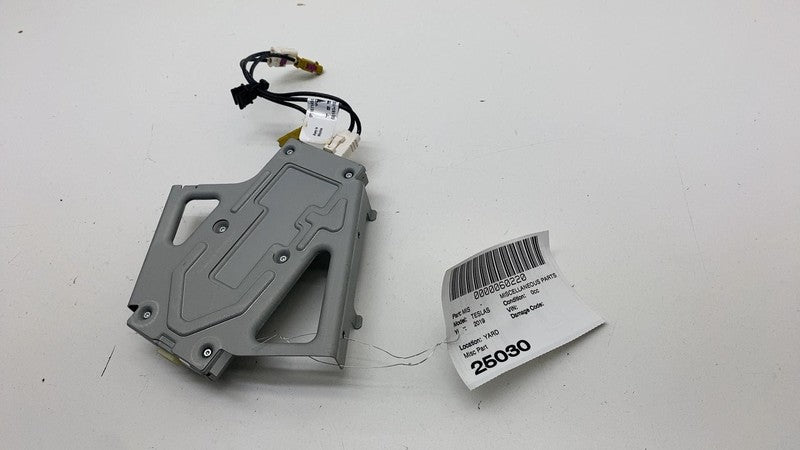 ⭕ 2012-2020 Tesla Model S Radio Amplifier Receiver Unit FM/HD/SXM 1143