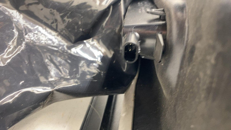 C100000352-H ⭕ 22-24 Rivian R1T Rear Passenger Right Pick Up Bed Trim Panel Cover PT00016619