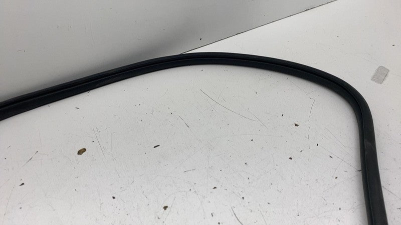 ⭕ 2023-2025 Toyota Prius Rear Right Side Door Body Weatherstrip Rubber