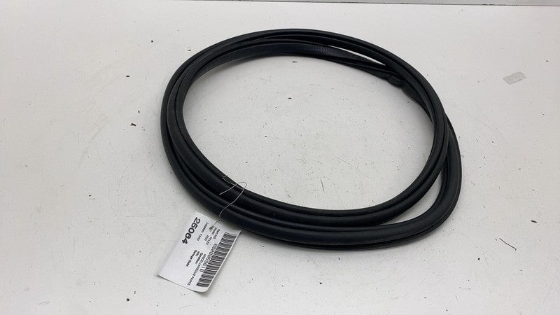 31662570 ⭕21-23 Polestar 2 Rear Passenger Side Door Body Weatherstrip Seal Right 31662570