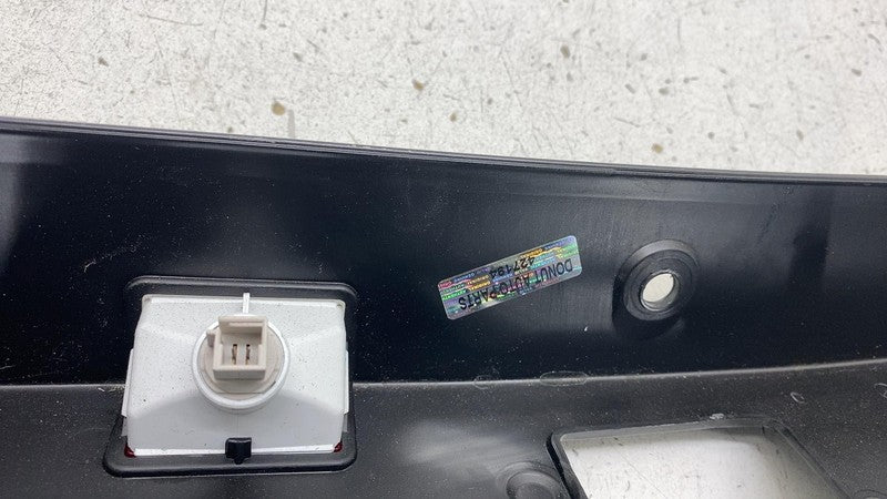 A 212 750 13 93 ⭕ 10-16 Mercedes W212 E400 E350 E550 Sedan Rear Trunk Tailgate Trim A2127501393