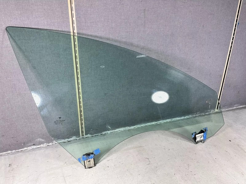 ⭕ 17-20 Tesla Model 3 Front Passenger Side Door Window Glass Right (Si