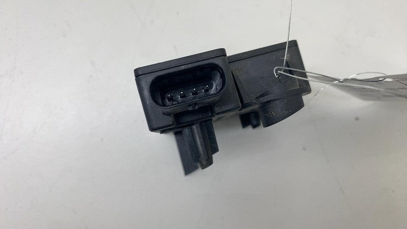 ⭕ 17-23 Tesla Model 3 Rear Bumper BCM Computer Body Control Module 109
