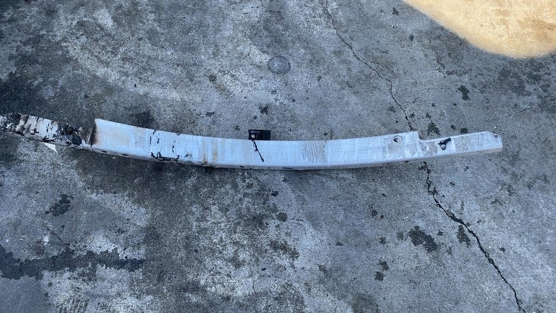 1104667-00 2017-2023 Tesla Model 3 M3 Front Bumper Reinforcement Impact Beam Bar Rebar Assy