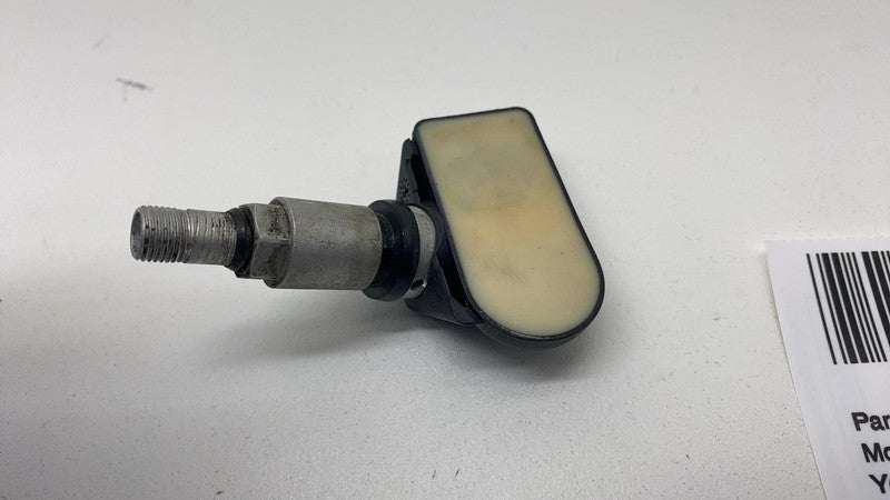 PT00000742D 2022 2023 2024 Rivian R1T R1S Tire Pressure Monitoring System Sensor TPMS OEM