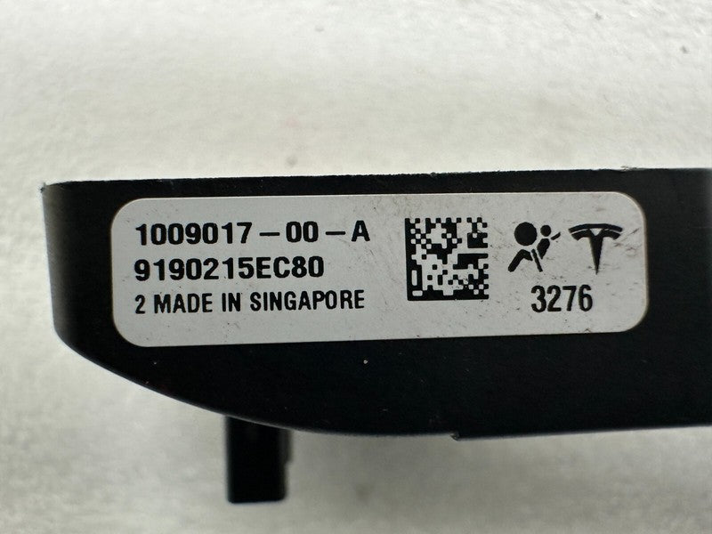 1009017 00 A ⭕ 12-15 Tesla Model S C-Pillar Acceleration Impact Sensor Assembly 1009017-00-A