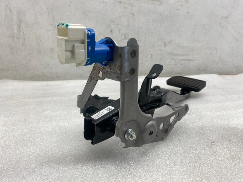 105065700A ⭕2012-2020 Tesla Model S MS Brake Stop Pedal w/ Sensor Assembly OEM 1050657-00-A