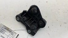 ⭕ 2018-2021 Lincoln Navigator Front Right Air Intake Tube Bracket HL34-9647-AB