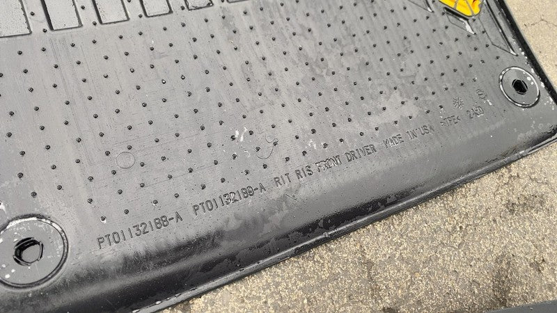 PT00818683-A ⭕ 22-25 Rivian R1S Front & Rear Floor All Weather Carpet Cover Mat PT00818683-A