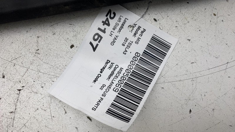 ⭕ 17-23 Model 3 Front Left Door A-Pillar Flag Glass Run Rubber Seal 10