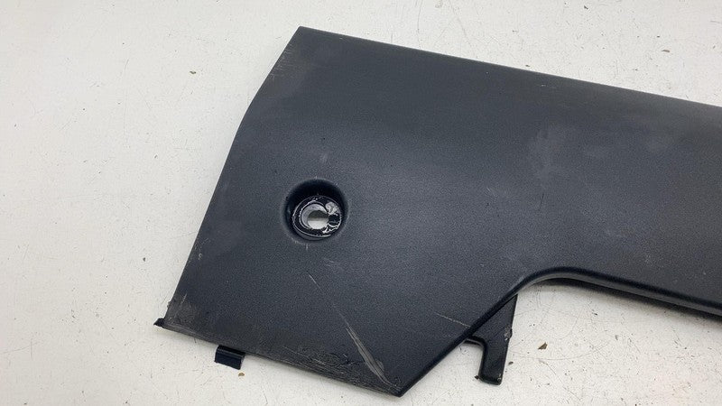 PT00793511B ⭕ 2025 Rivian R1S Front Passenger Rocker Molding Cover Panel Right PT00793511-B