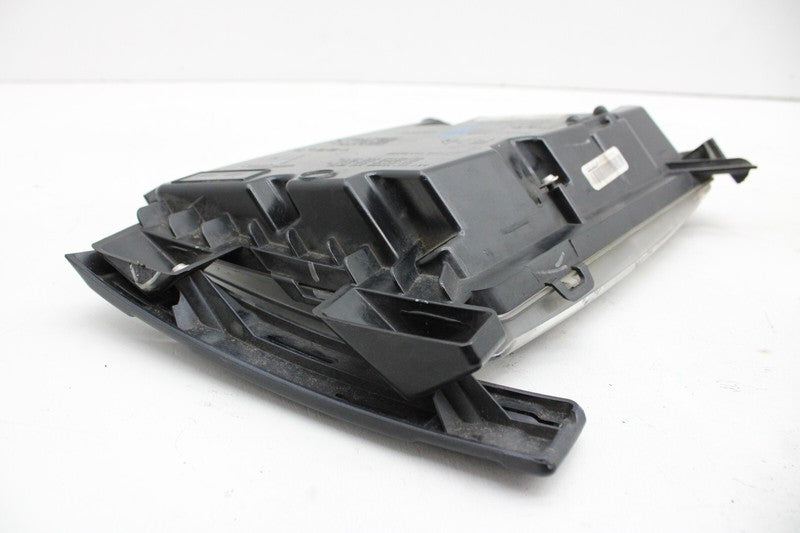 ⭕ 12-20 Model S Front Passenger Cornering Light Corner Lamp Right 6005