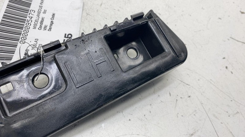 ⭕ 17-23 Tesla Model 3 Rear Left Taillight Tail Lamp Mount Bracket 1083